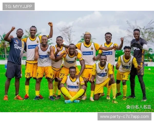 挑战极限：猜猜这些足球球星是谁？超高难度图片大揭秘，看看你能认出几个！