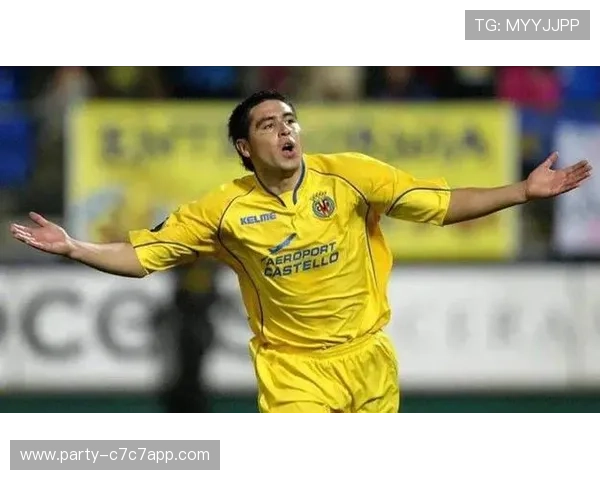 足球运球天才的传奇之路：盘点世界足球史上的顶尖球星与运球技巧